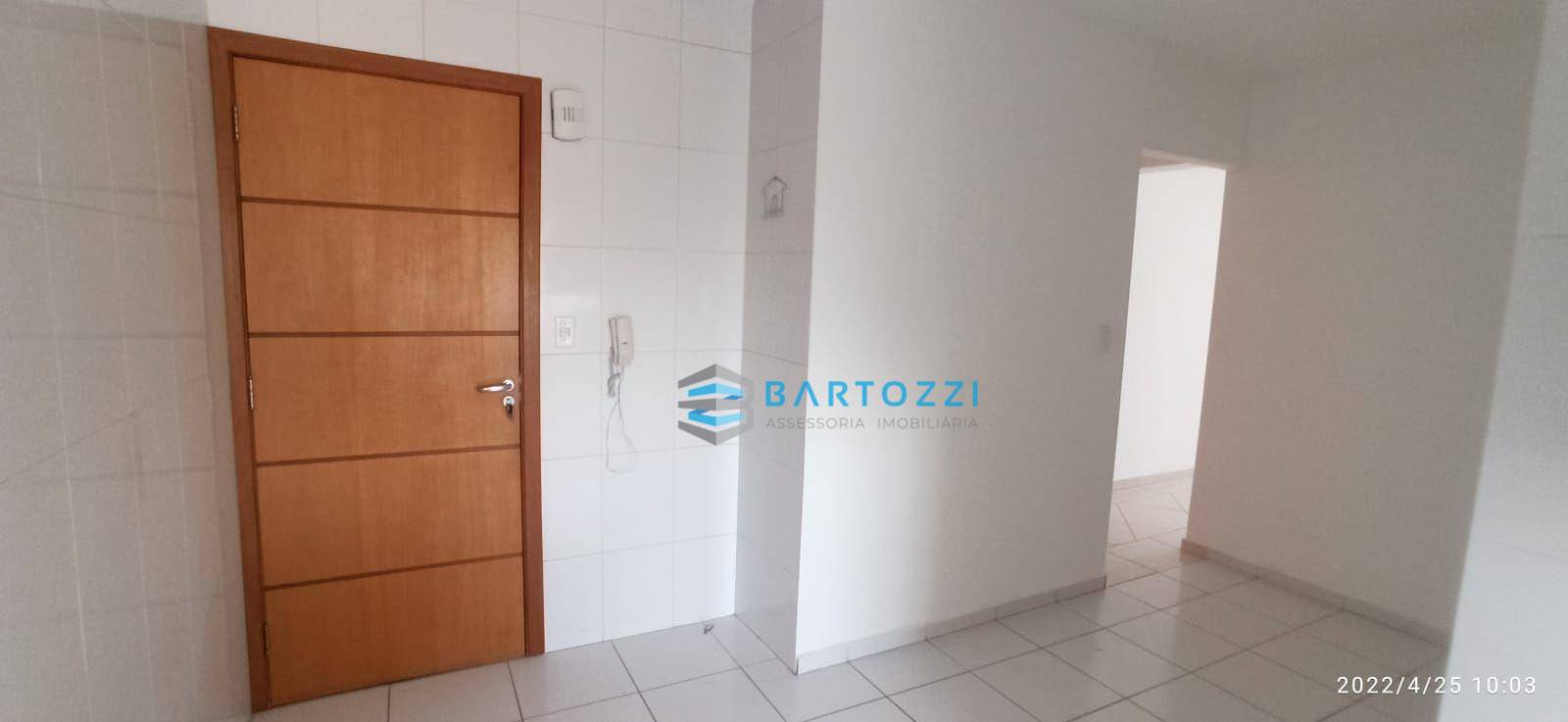 Apartamento à venda com 3 quartos, 85m² - Foto 1