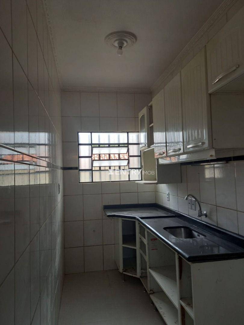 Casa à venda com 3 quartos, 85m² - Foto 19