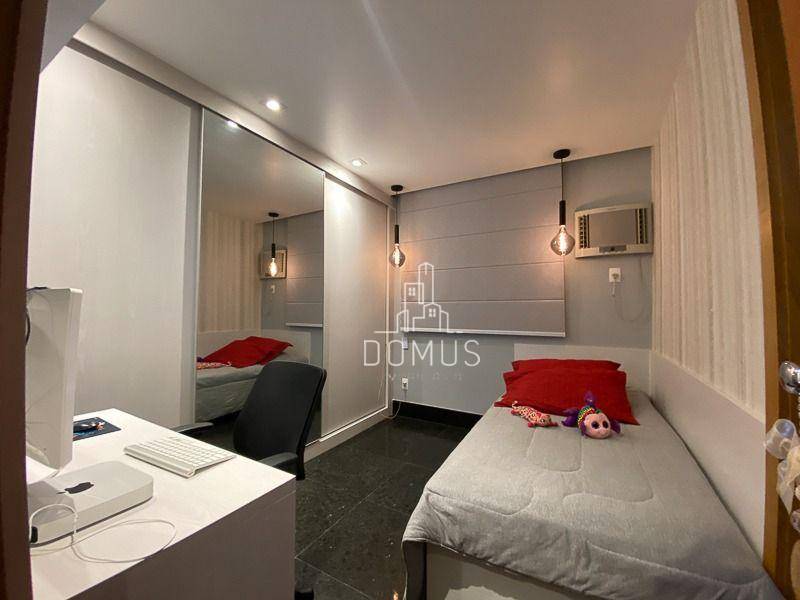 Apartamento à venda com 3 quartos, 132m² - Foto 4