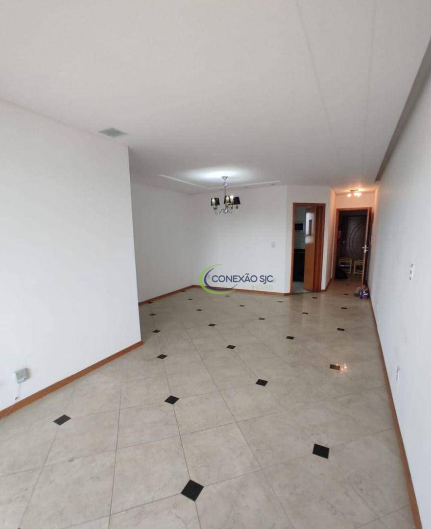 Apartamento à venda com 3 quartos, 107m² - Foto 3