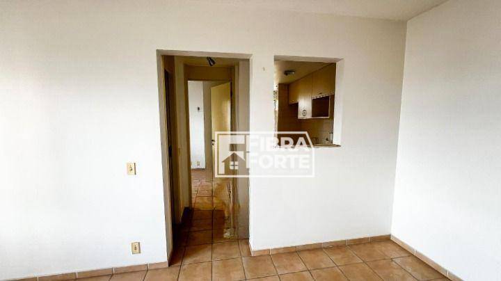 Apartamento à venda com 2 quartos, 62m² - Foto 3