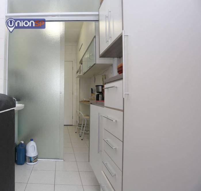 Apartamento à venda com 2 quartos, 72m² - Foto 15