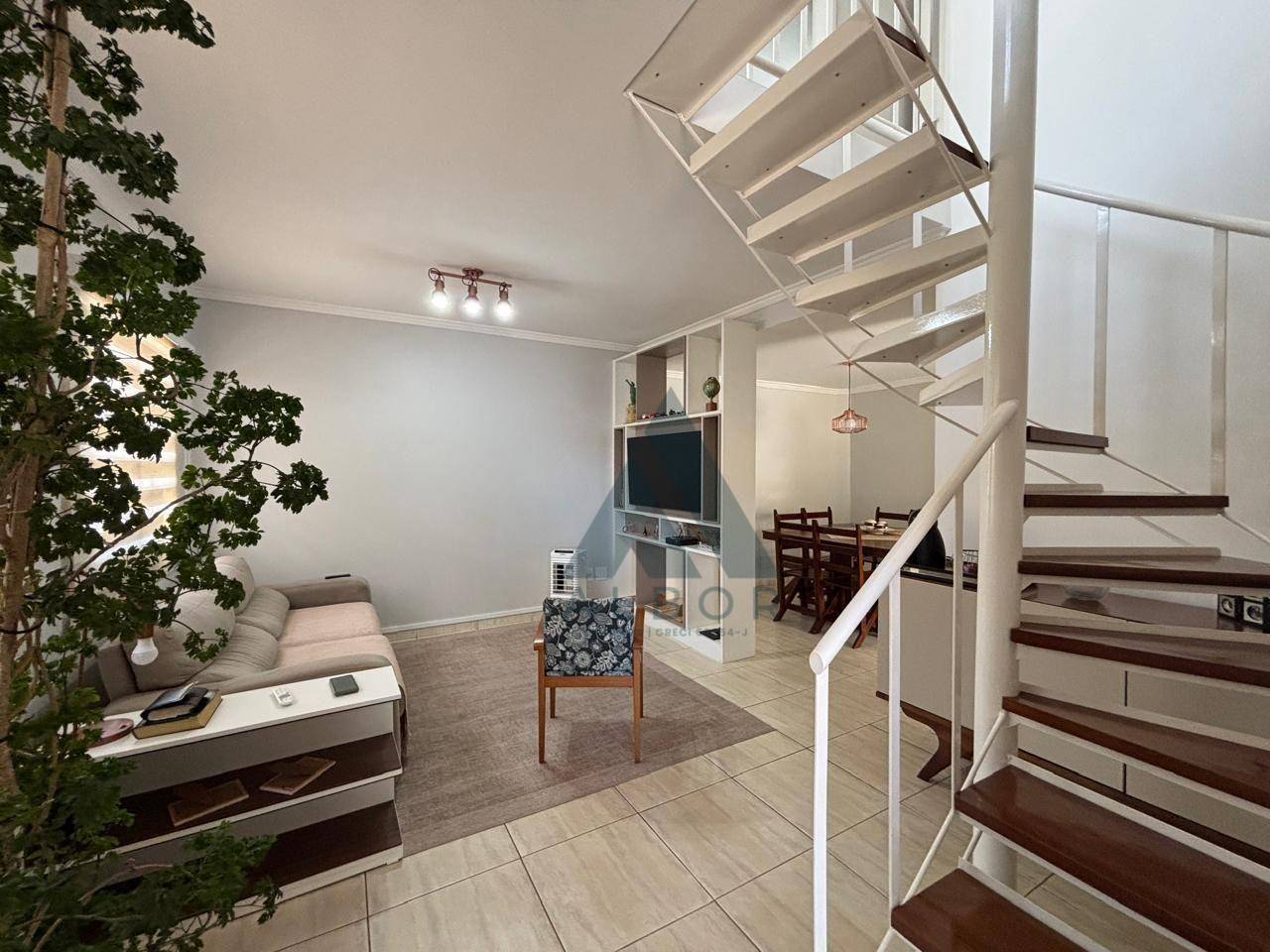 Casa, 3 quartos, 133 m² - Foto 1