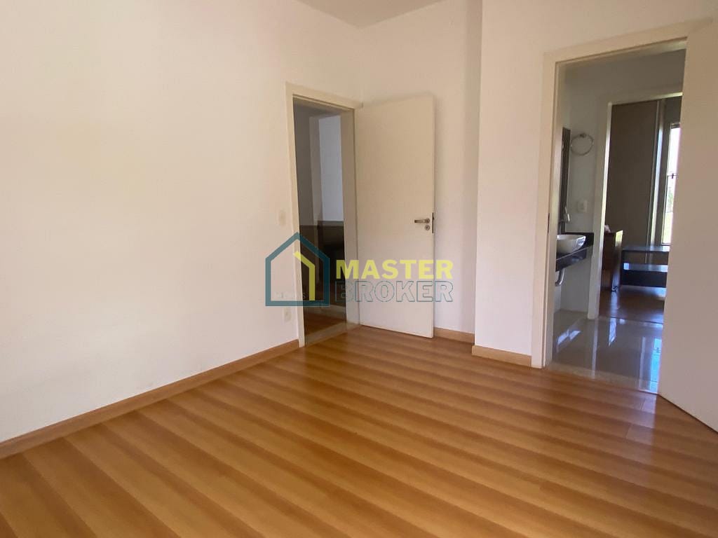 Casa à venda e aluguel com 5 quartos, 380m² - Foto 20