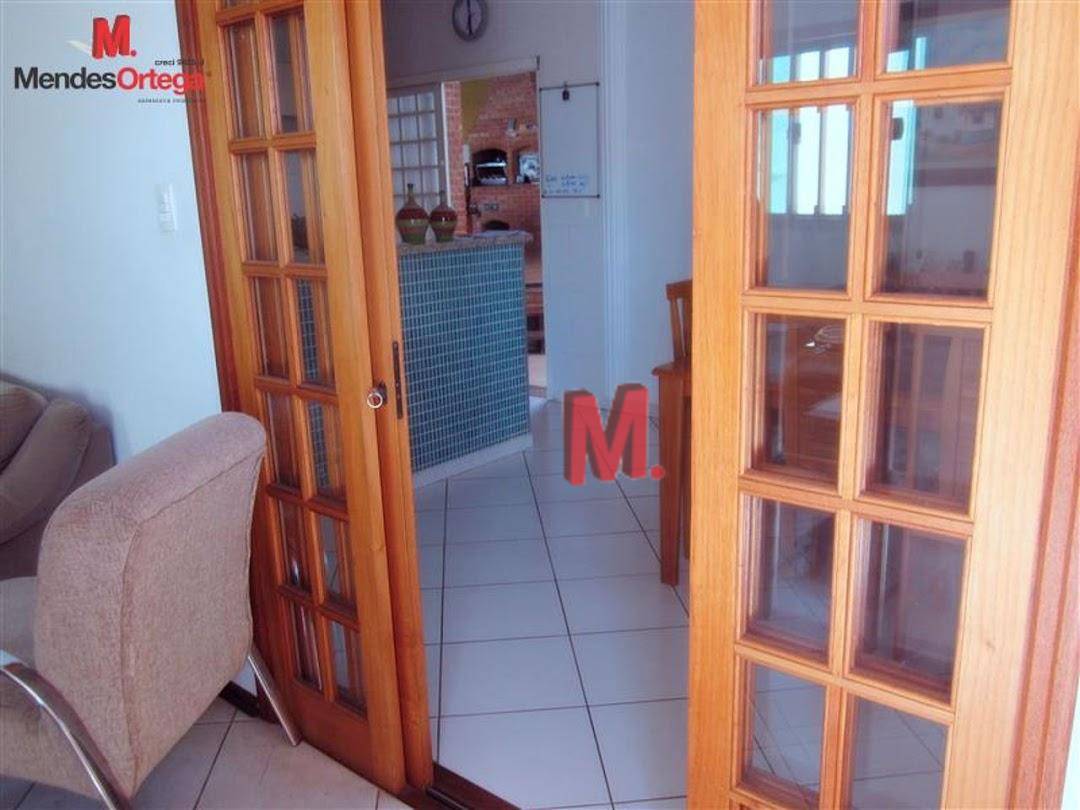 Casa à venda com 2 quartos, 300m² - Foto 10