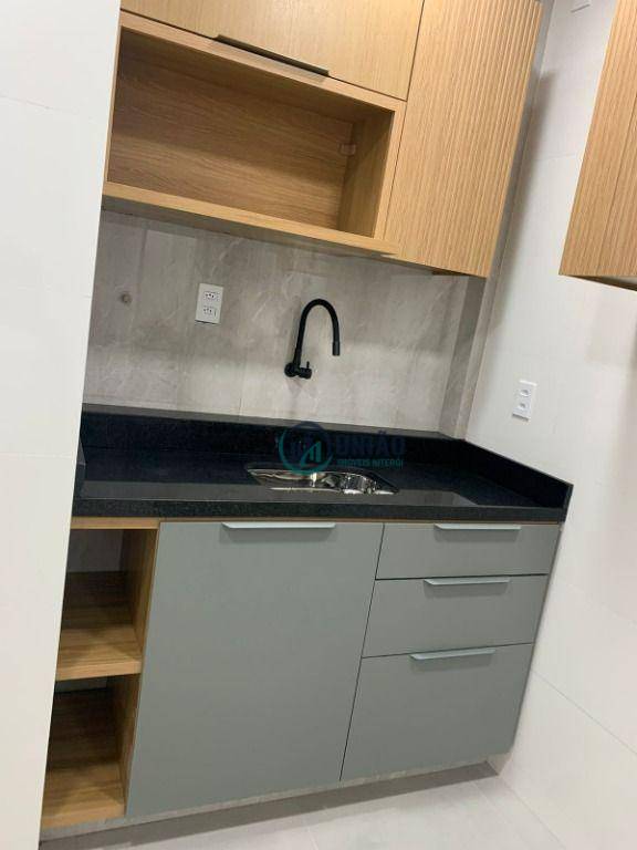 Apartamento à venda com 2 quartos, 70m² - Foto 5