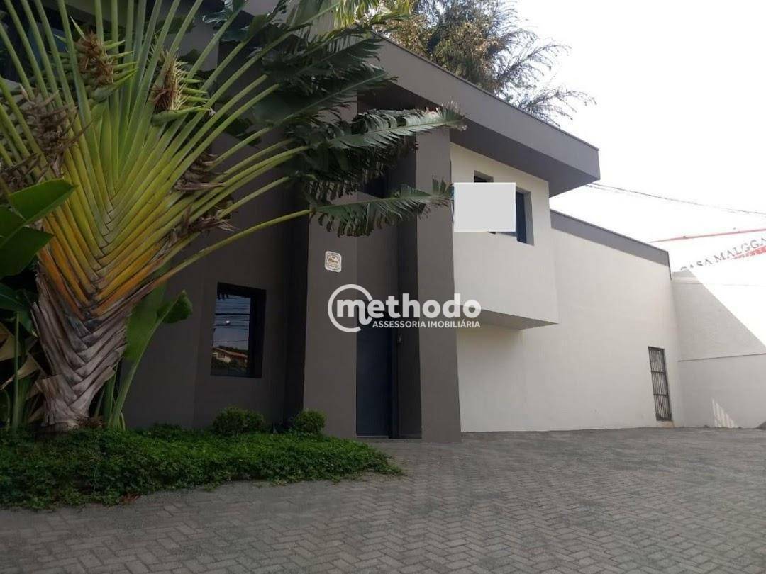 Casa para alugar com 4 quartos, 800m² - Foto 1