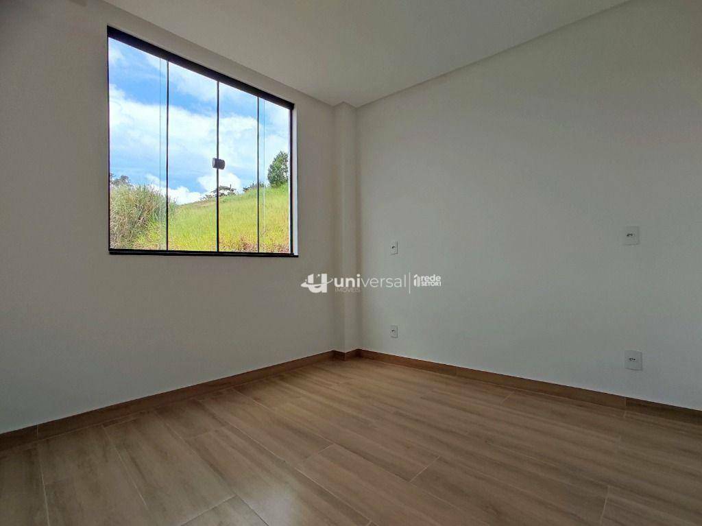 Casa à venda com 3 quartos, 150m² - Foto 18