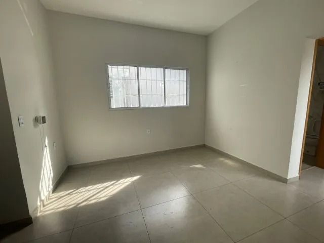 Casa à venda e aluguel com 3 quartos, 299m² - Foto 4