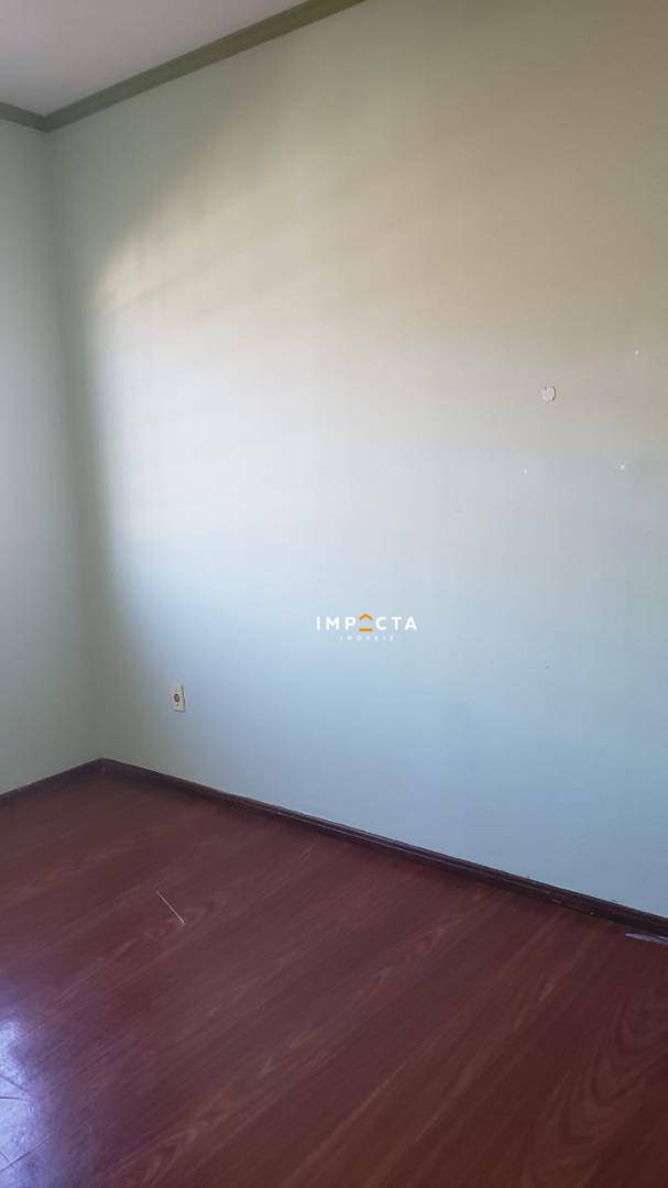 Casa à venda com 3 quartos, 210m² - Foto 12