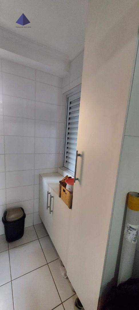 Apartamento à venda com 3 quartos, 75m² - Foto 9