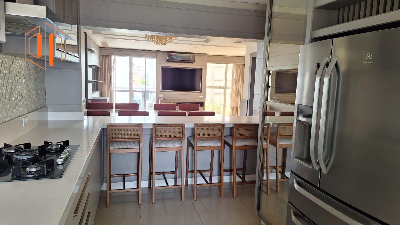 Apartamento à venda com 3 quartos, 141m² - Foto 4