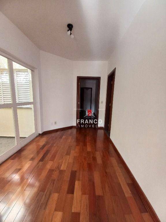 Casa de Condomínio à venda com 3 quartos, 200m² - Foto 12