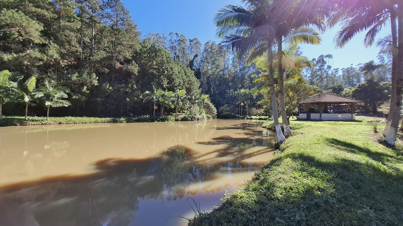 Sítio à venda com 3 quartos, 40000m² - Foto 2