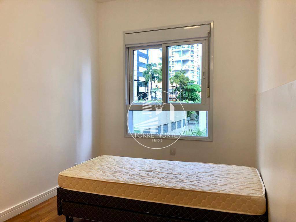 Apartamento para alugar com 2 quartos, 112m² - Foto 19