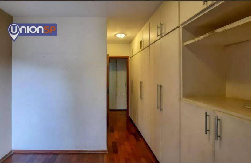 Apartamento à venda com 3 quartos, 96m² - Foto 4