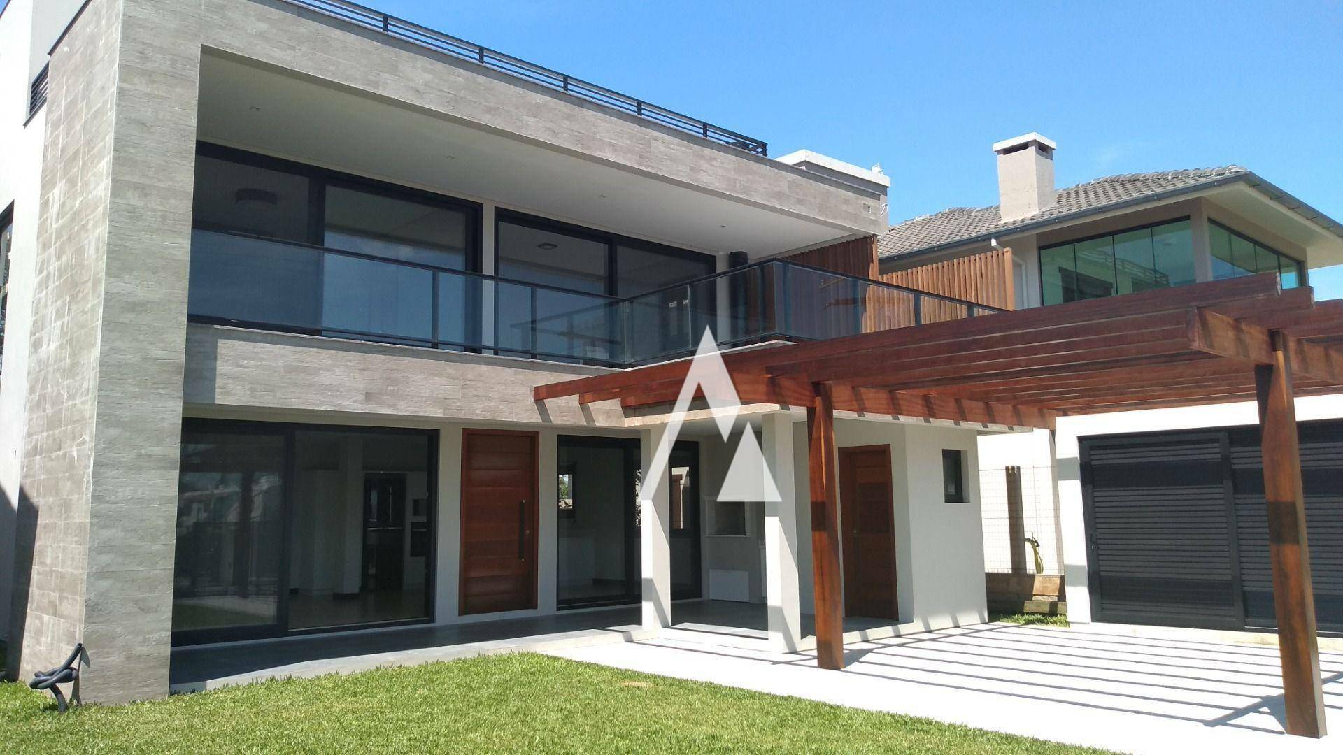 Casa à venda com 4 quartos, 237m² - Foto 3