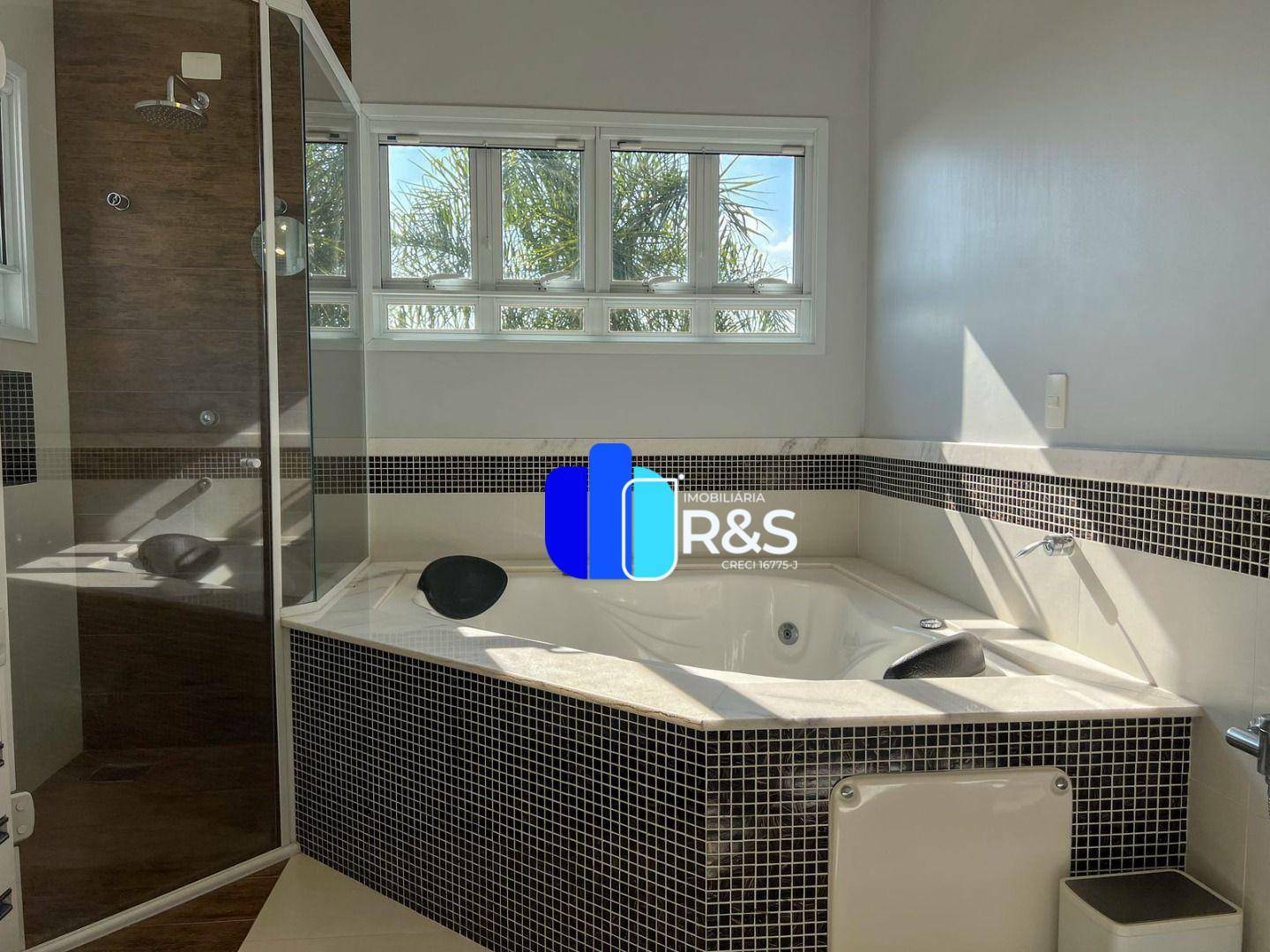 Casa de Condomínio à venda e aluguel com 5 quartos, 830m² - Foto 38