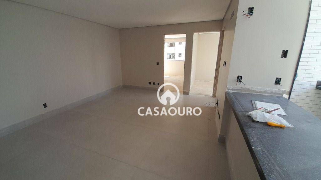 Apartamento à venda com 2 quartos, 64m² - Foto 14