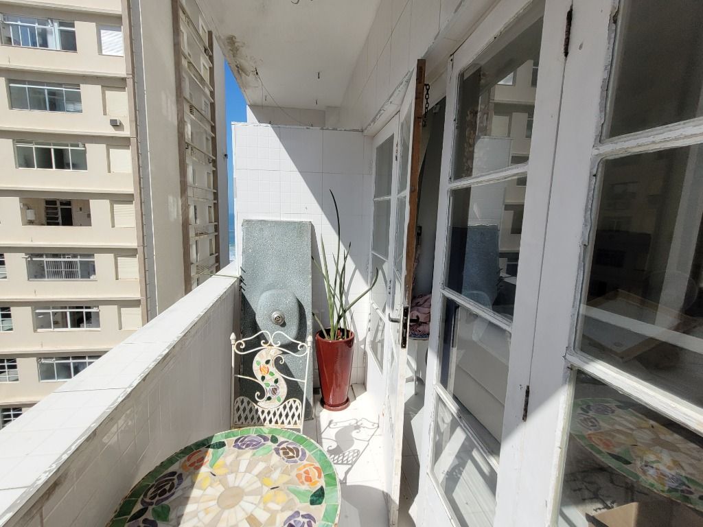 Apartamento à venda com 1 quarto, 50m² - Foto 6