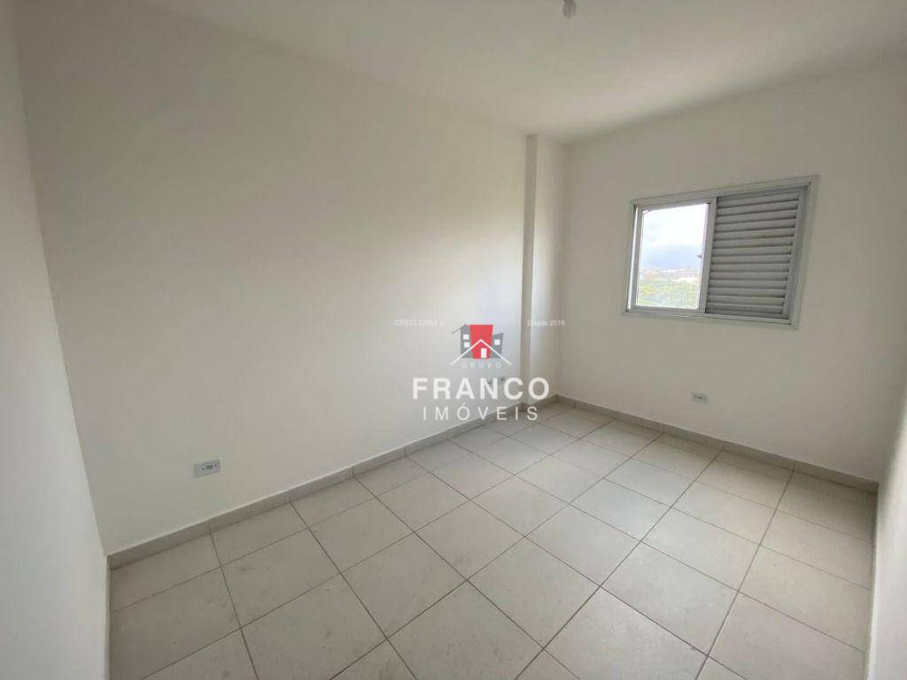 Apartamento à venda com 2 quartos, 67m² - Foto 18