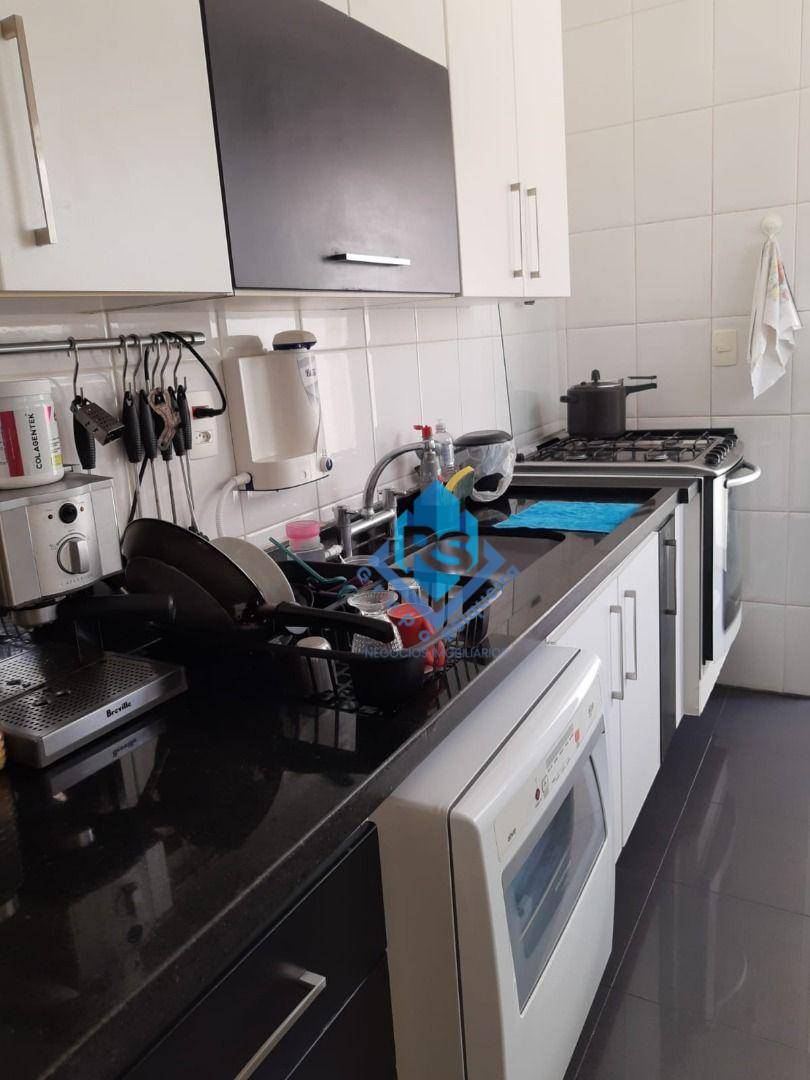 Sobrado à venda com 3 quartos, 200m² - Foto 11