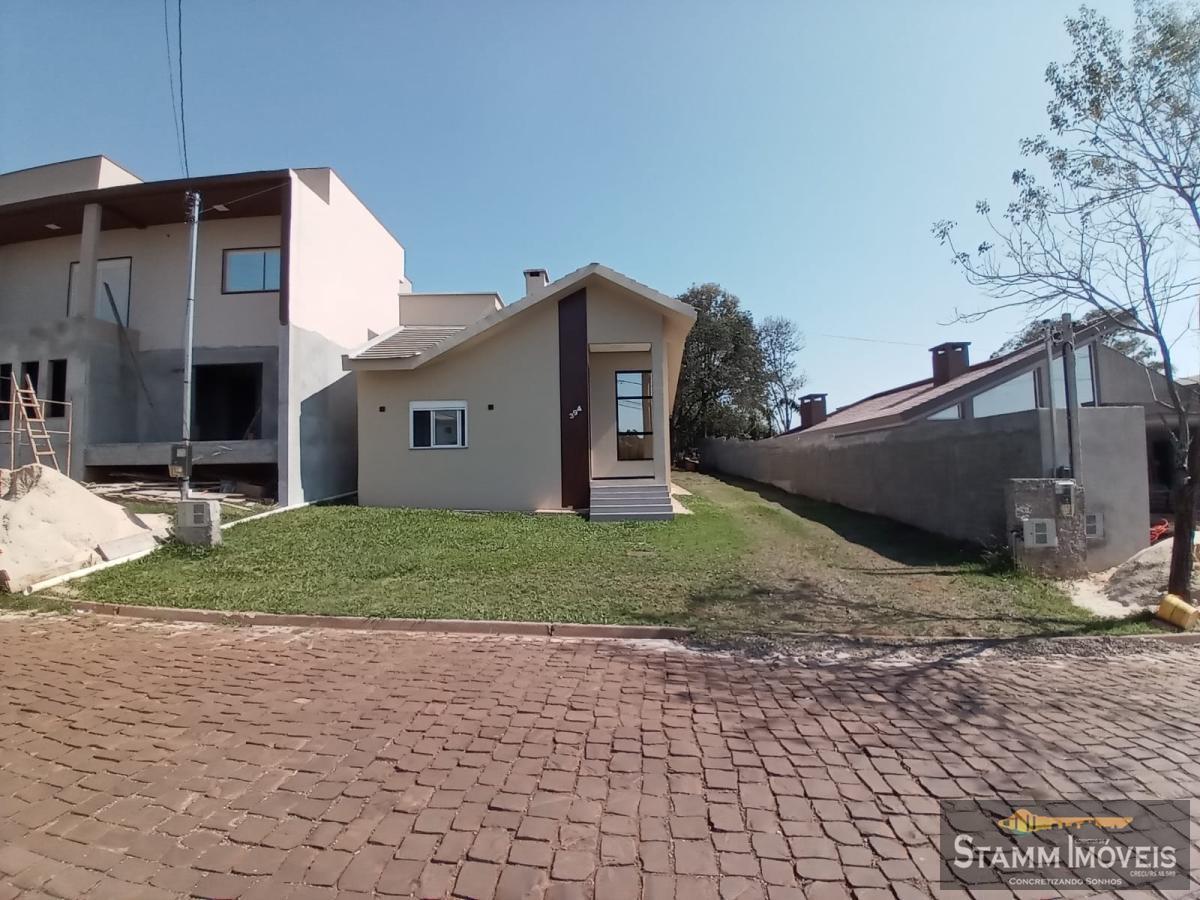 Casa à venda com 2 quartos, 80m² - Foto 2