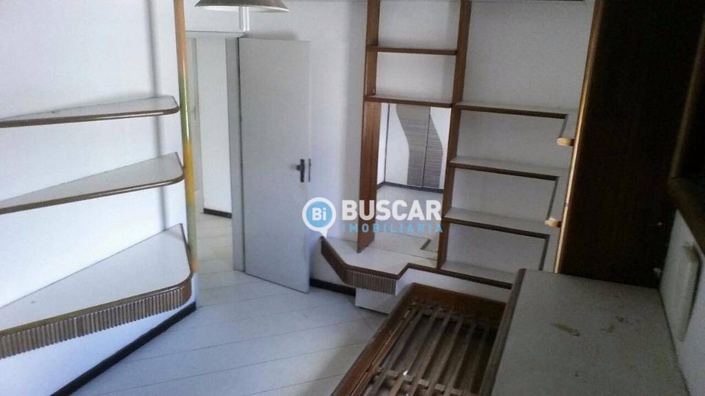 Apartamento à venda com 3 quartos, 140m² - Foto 13