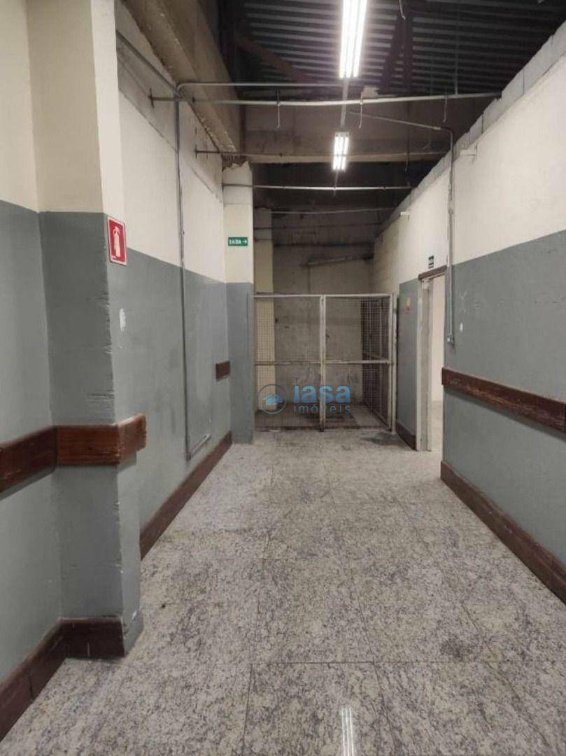 Depósito-Galpão-Armazém para alugar, 590m² - Foto 11