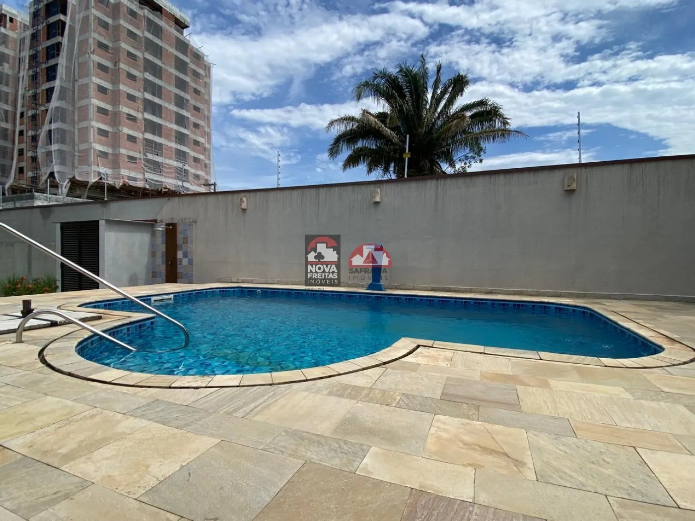 Casa à venda com 4 quartos, 1000m² - Foto 12