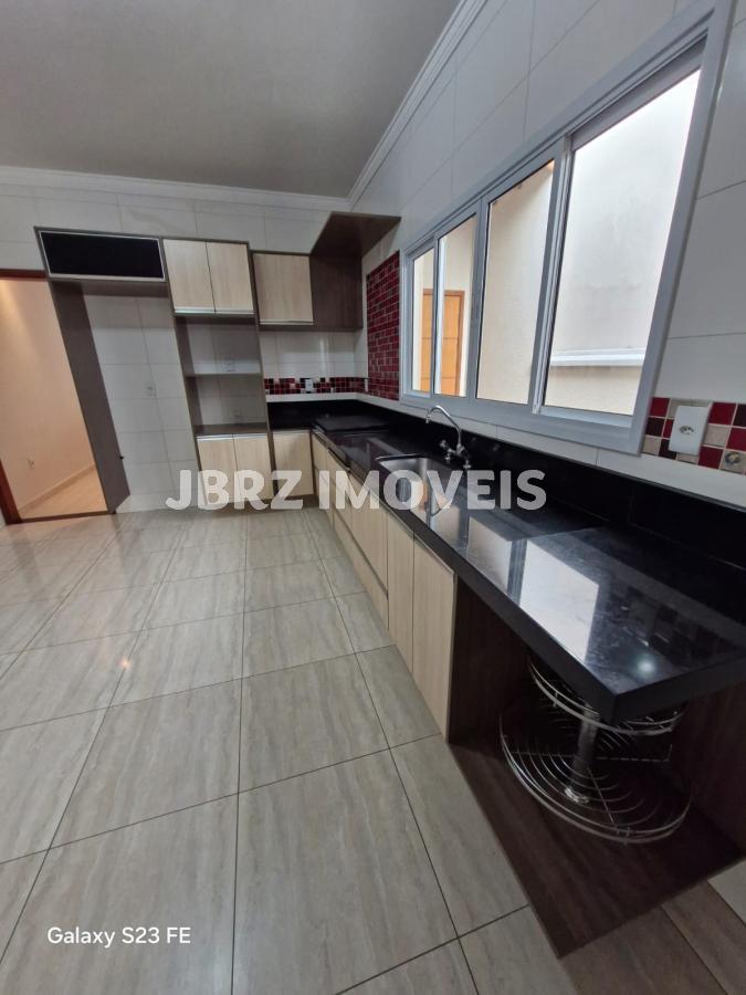 Casa à venda com 2 quartos, 125m² - Foto 6