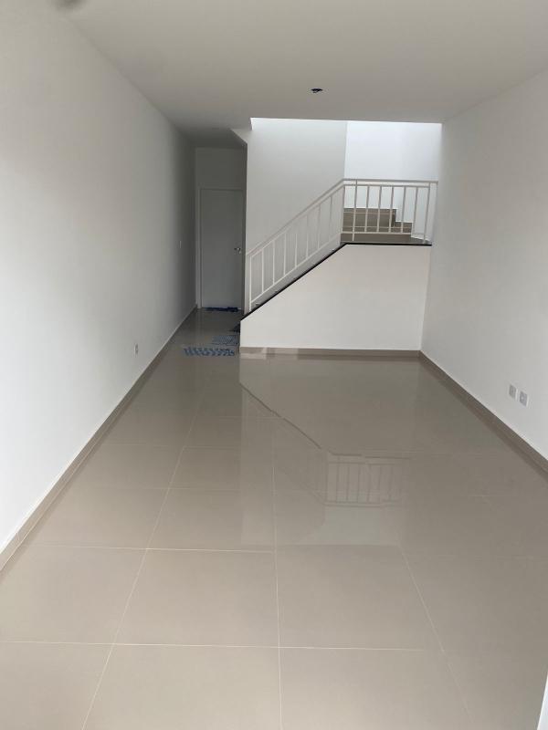 Apartamento à venda com 4 quartos, 105m² - Foto 2