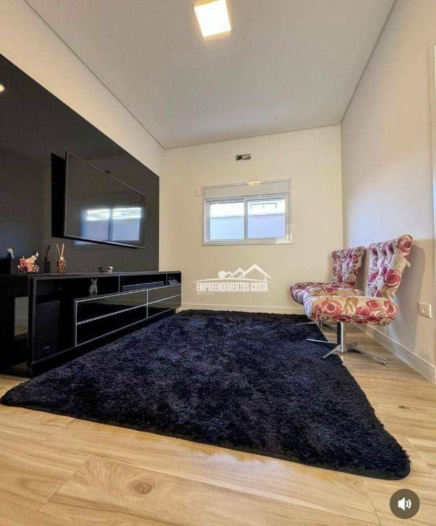 Casa de Condomínio à venda com 3 quartos, 228m² - Foto 9