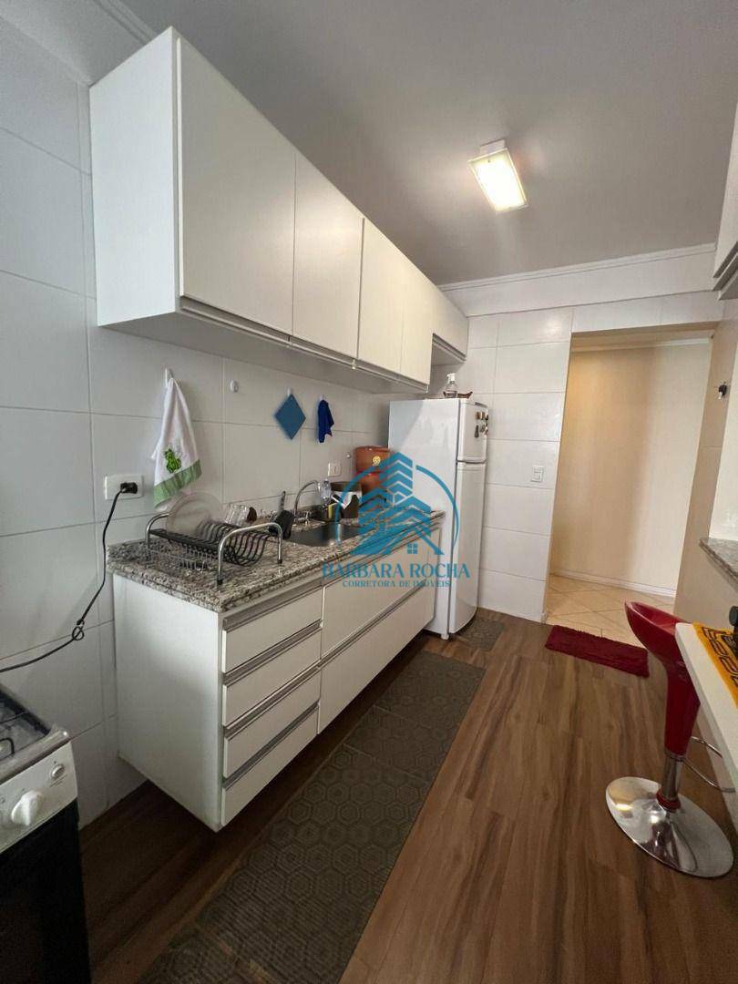 Apartamento à venda com 2 quartos, 72m² - Foto 7