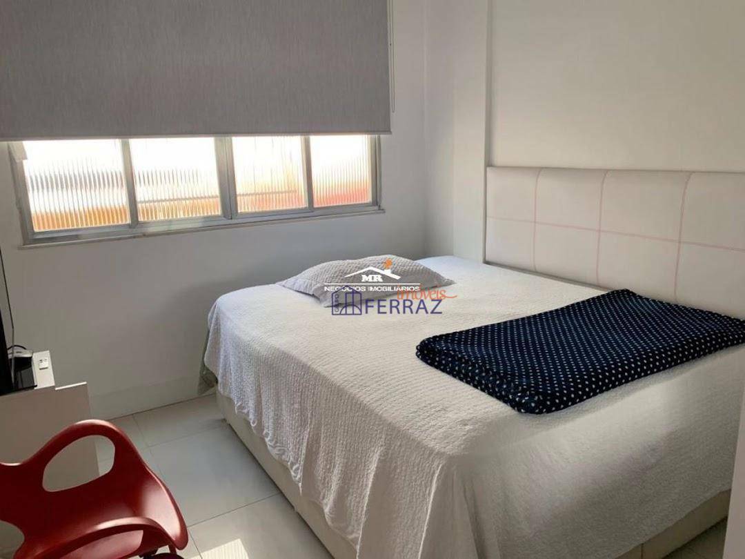 Apartamento à venda com 2 quartos, 70m² - Foto 15