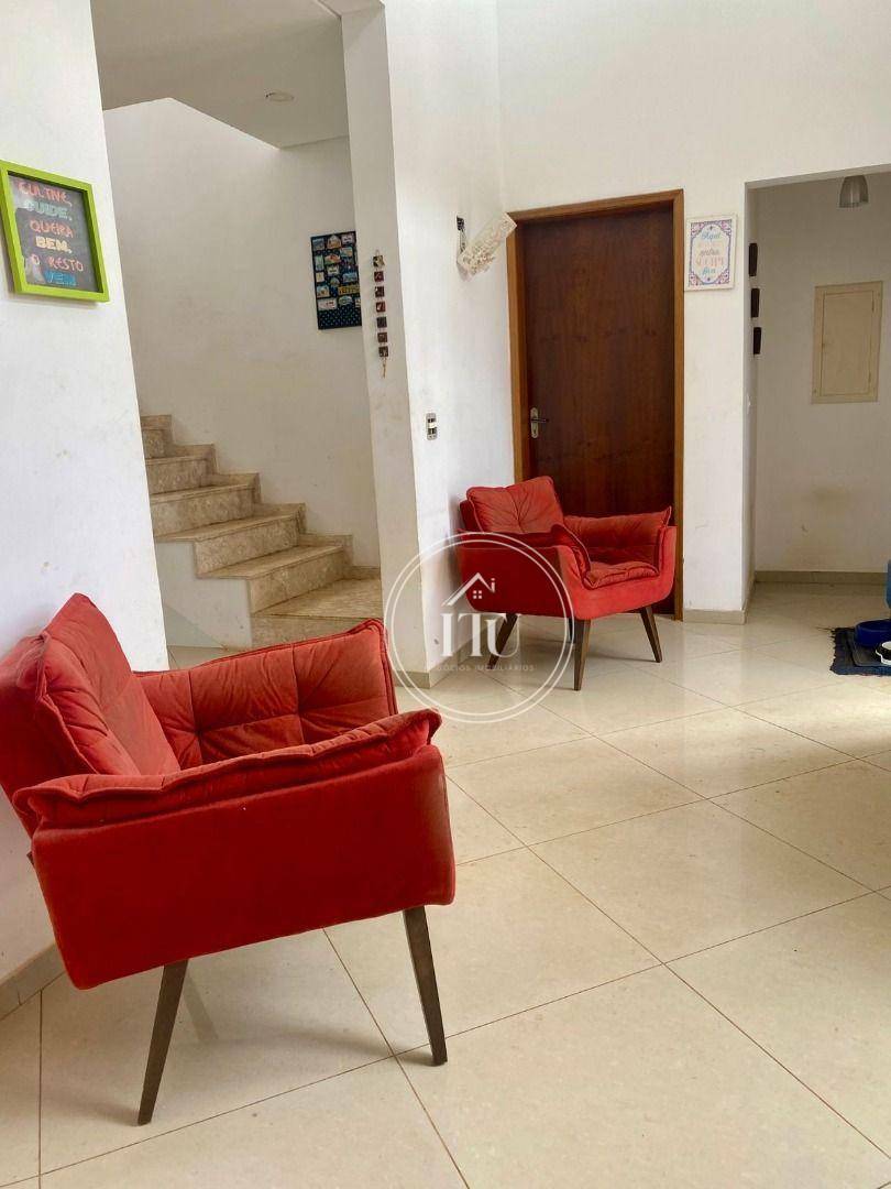 Chácara à venda e aluguel com 6 quartos, 800m² - Foto 4