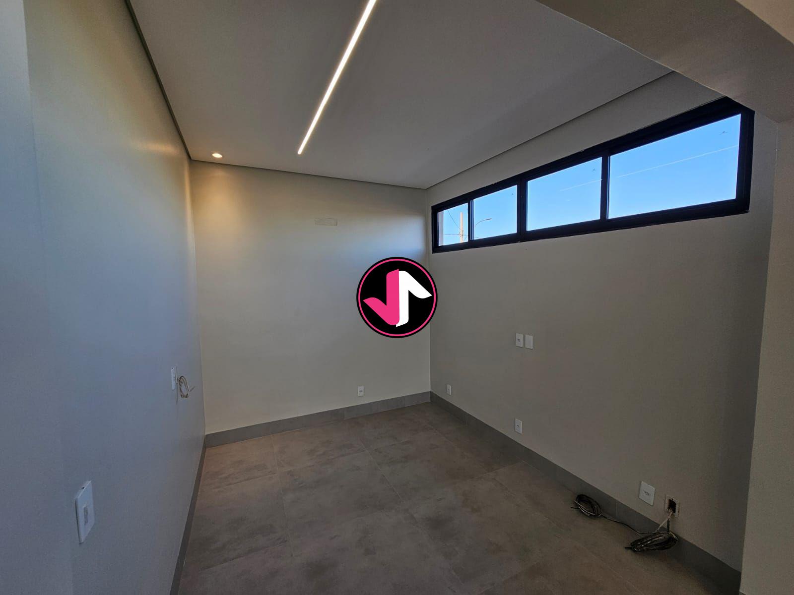 Casa de Condomínio à venda com 3 quartos, 250m² - Foto 4