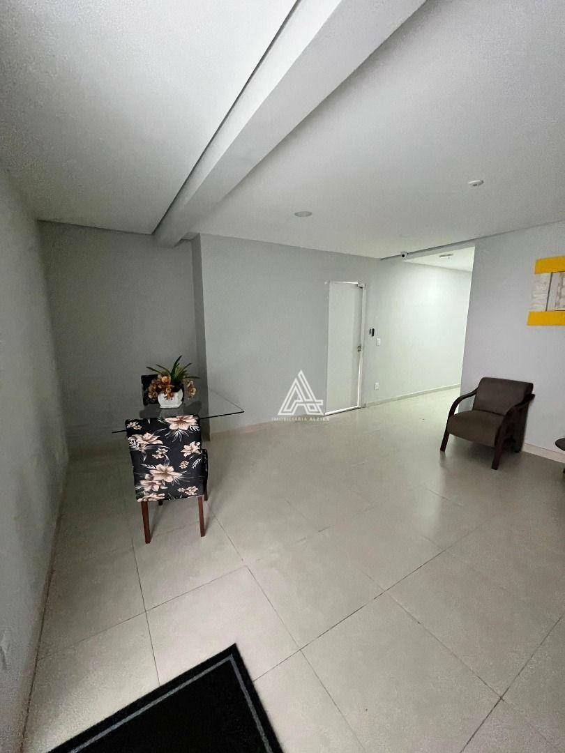 Apartamento à venda com 2 quartos, 56m² - Foto 4