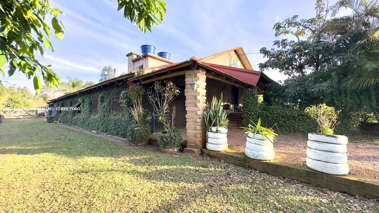 Sítio à venda com 2 quartos, 30000m² - Foto 16