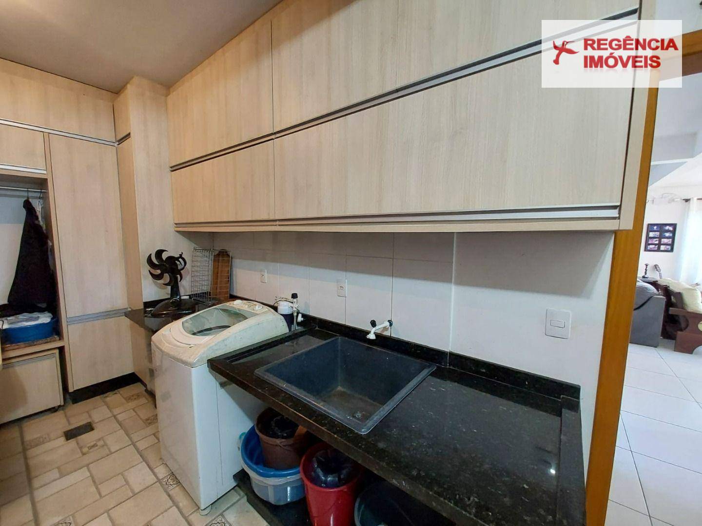 Casa à venda com 4 quartos, 270m² - Foto 33