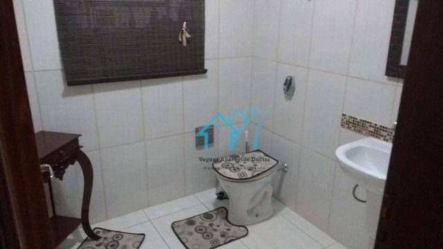 Sobrado à venda com 3 quartos, 250M2 - Foto 11