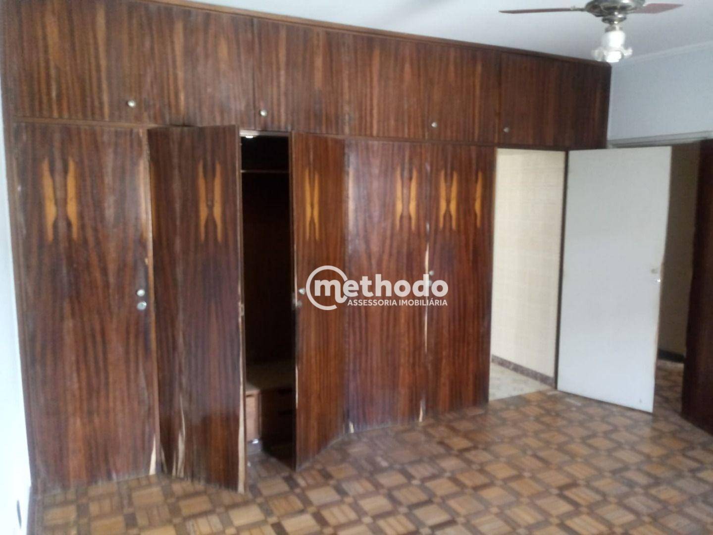 Casa à venda com 3 quartos, 274m² - Foto 21