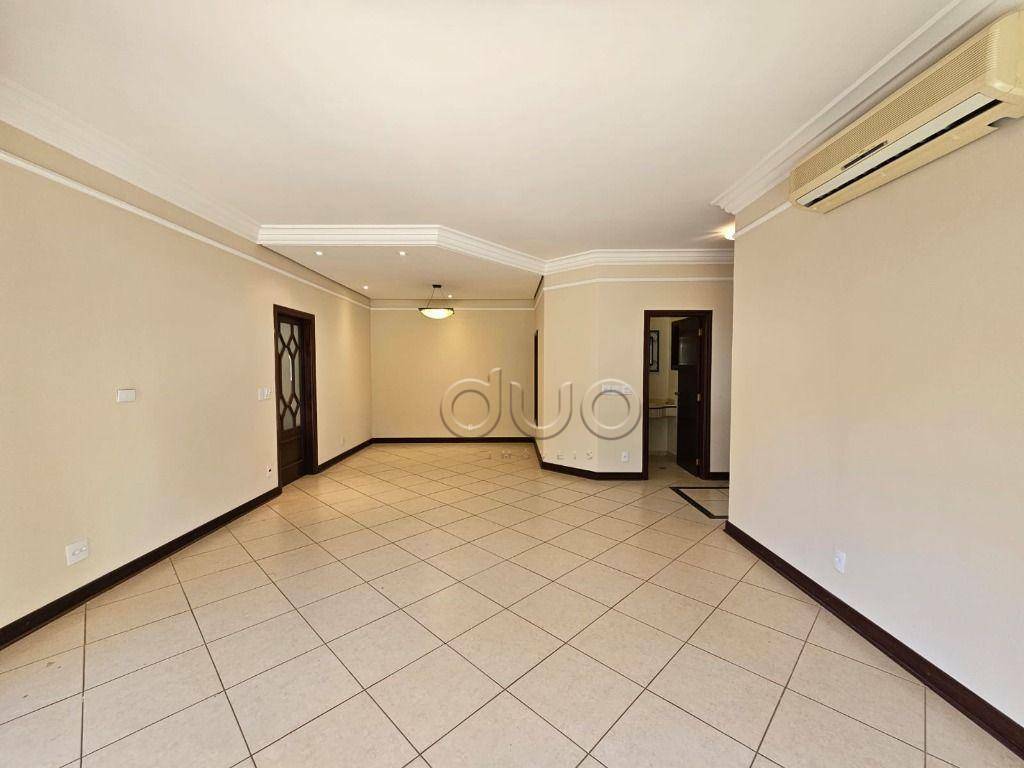Casa de Condomínio para alugar com 3 quartos, 390m² - Foto 9