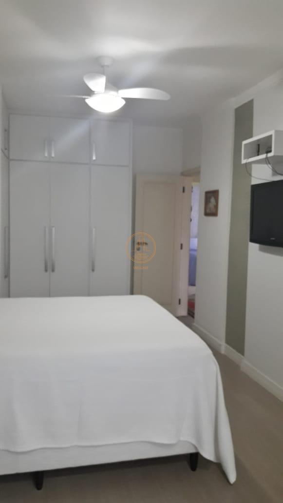 Cobertura à venda com 3 quartos, 300m² - Foto 25