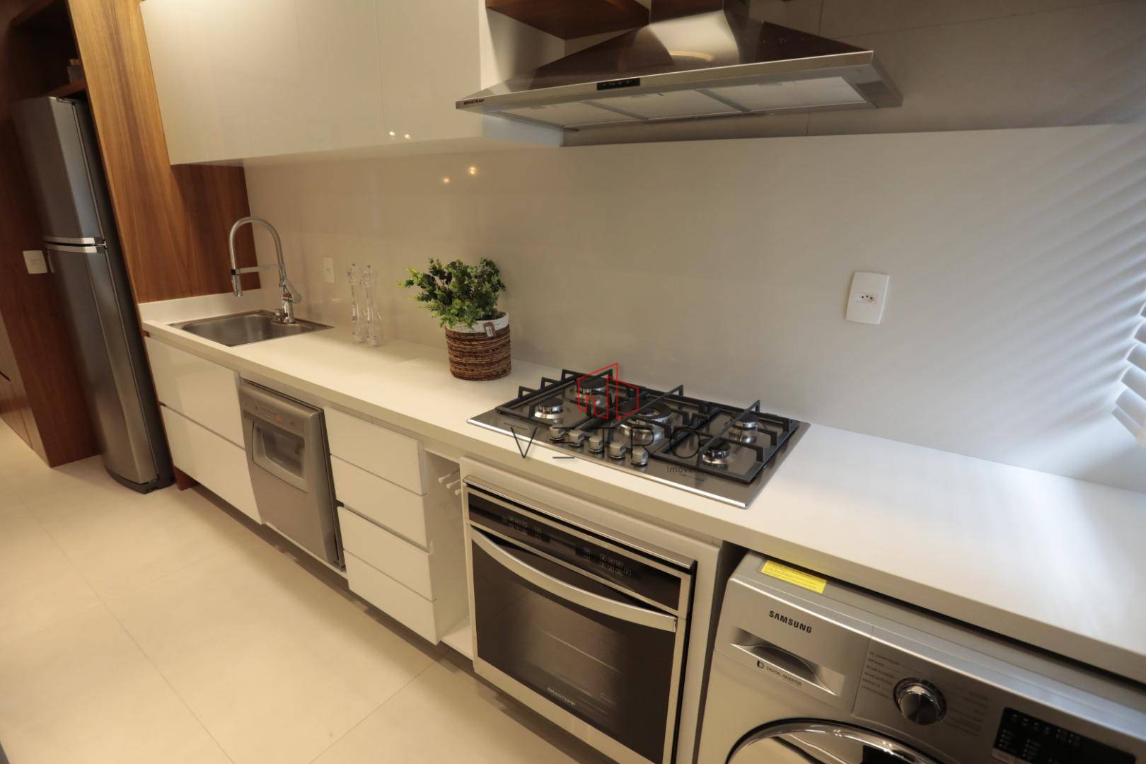 Apartamento à venda com 4 quartos, 163m² - Foto 10