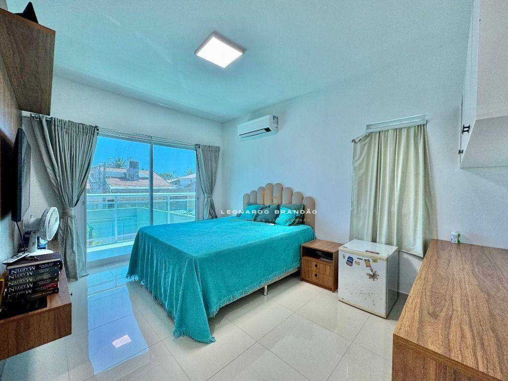 Casa à venda com 4 quartos, 149m² - Foto 29