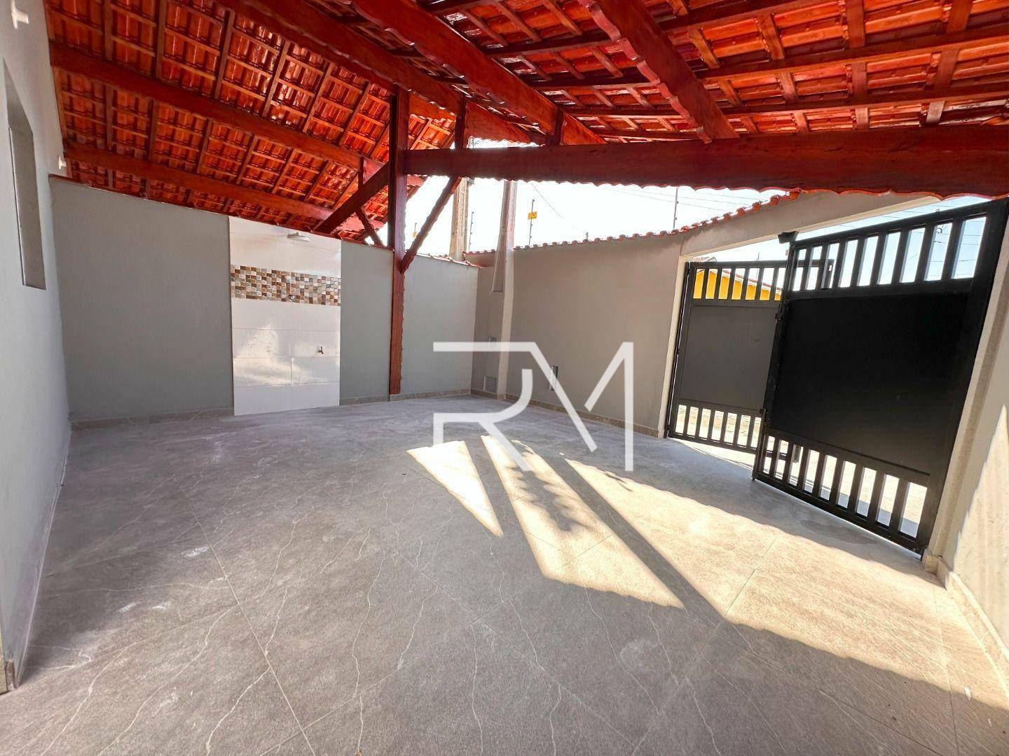 Casa à venda com 2 quartos, 80m² - Foto 3