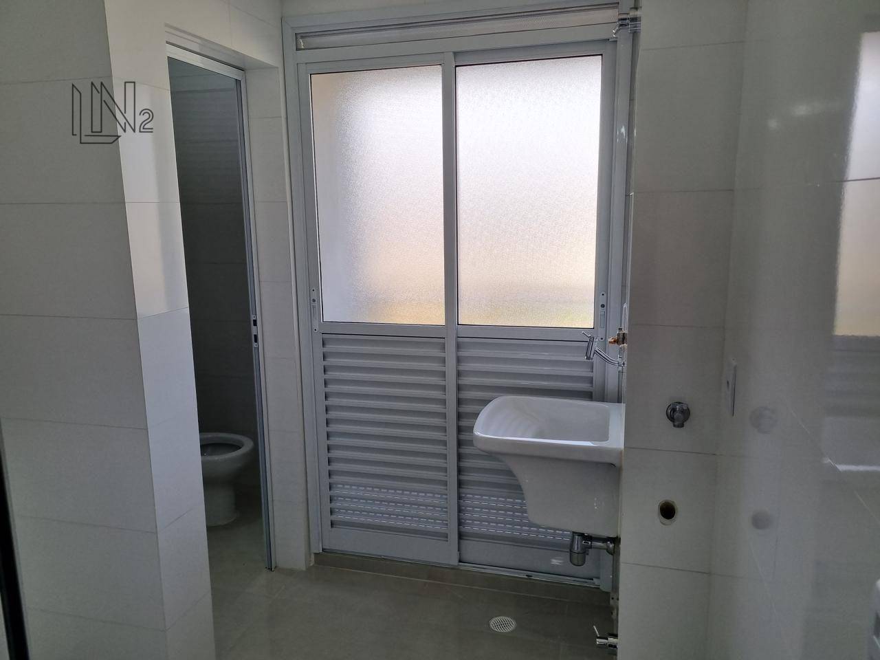 Apartamento à venda com 3 quartos, 142m² - Foto 11