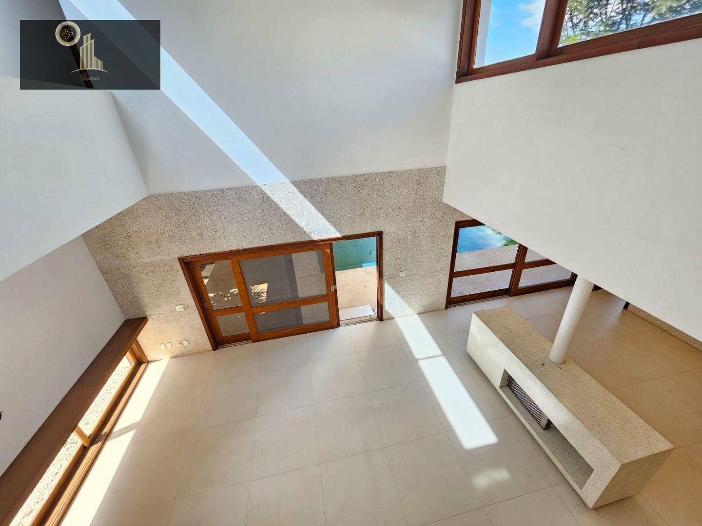 Casa de Condomínio à venda com 4 quartos, 450m² - Foto 31