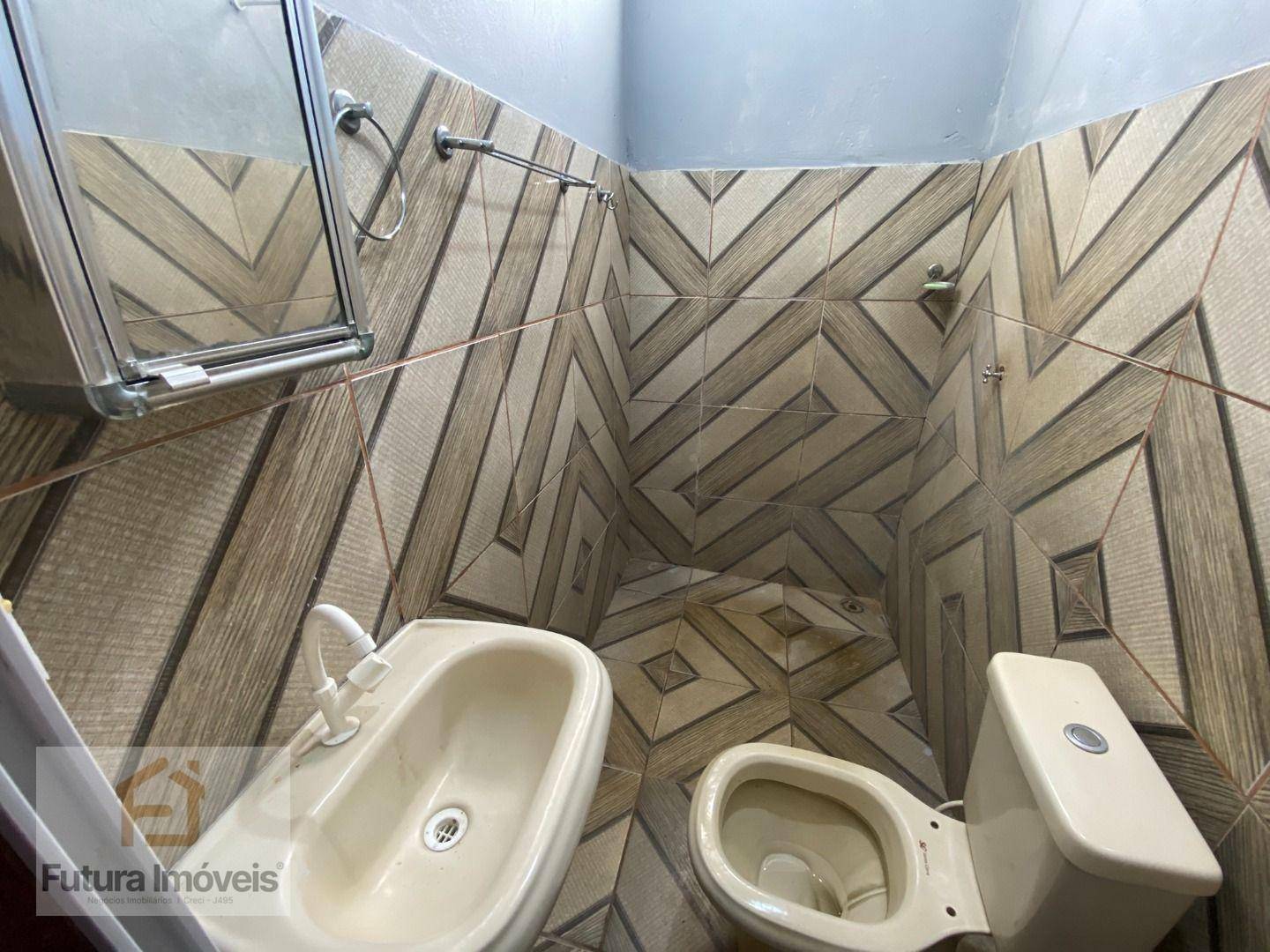 Casa à venda com 3 quartos, 75m² - Foto 13